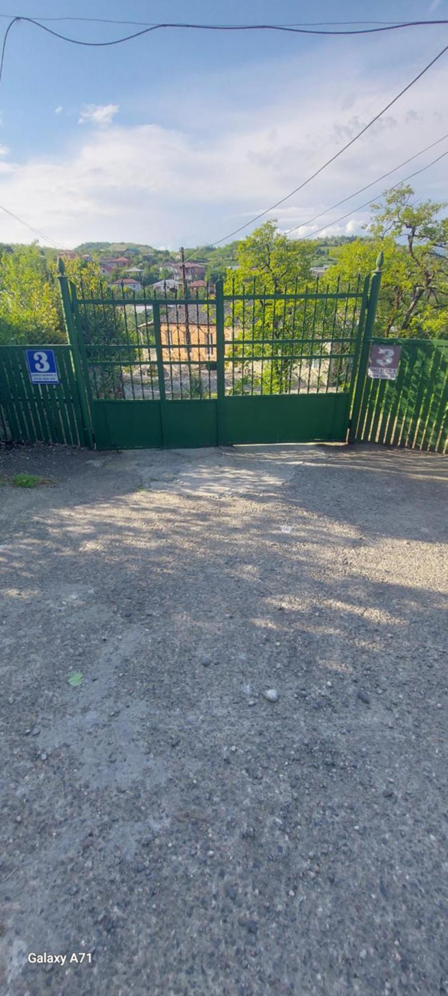 Mero House Koetaisi Buitenkant foto