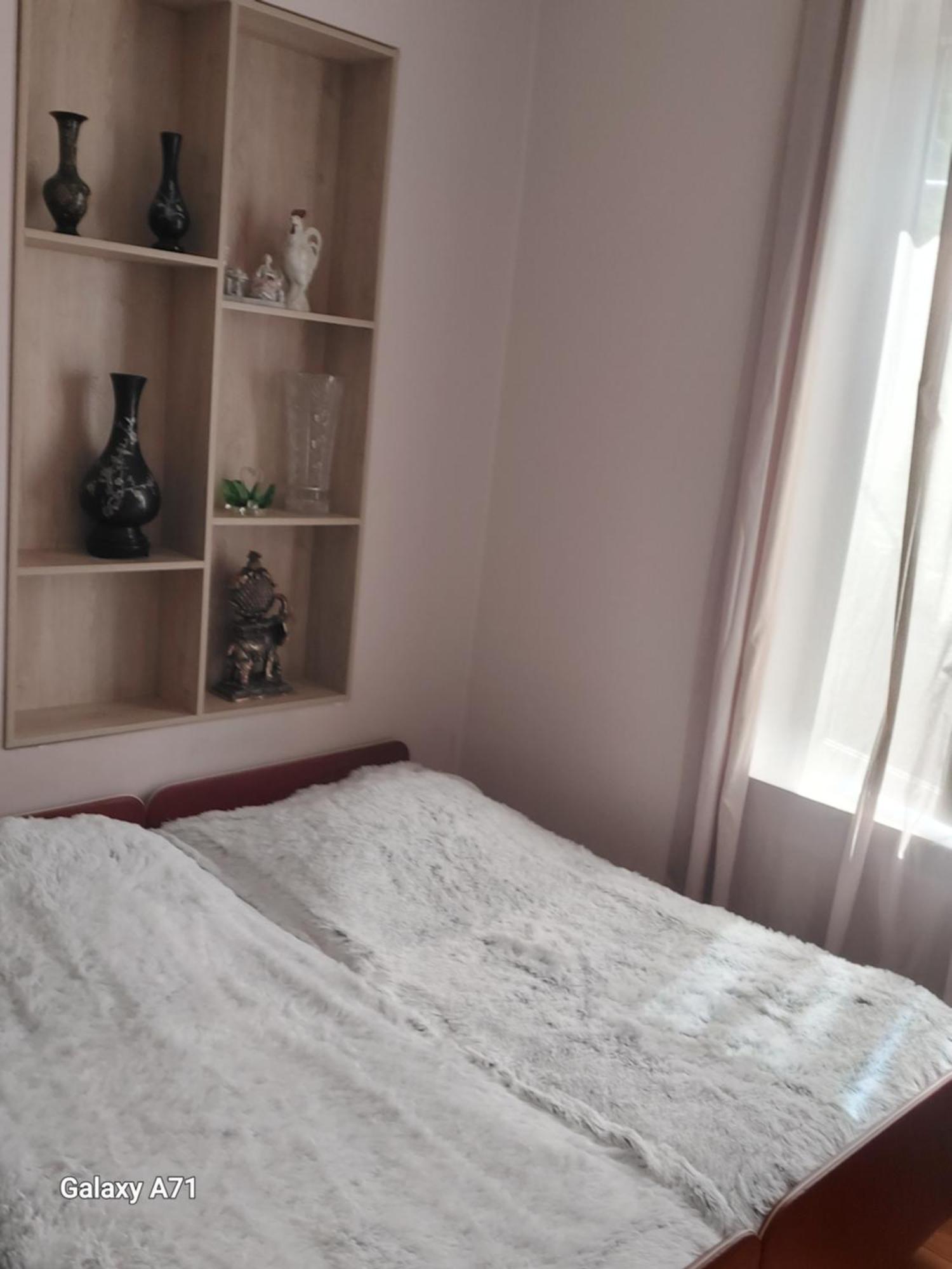 Mero House Koetaisi Kamer foto