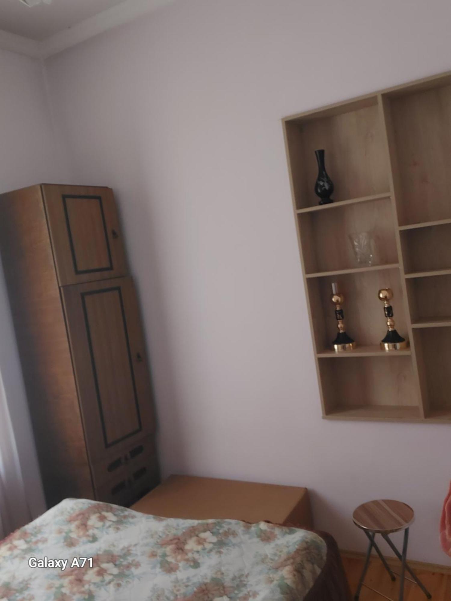 Mero House Koetaisi Kamer foto